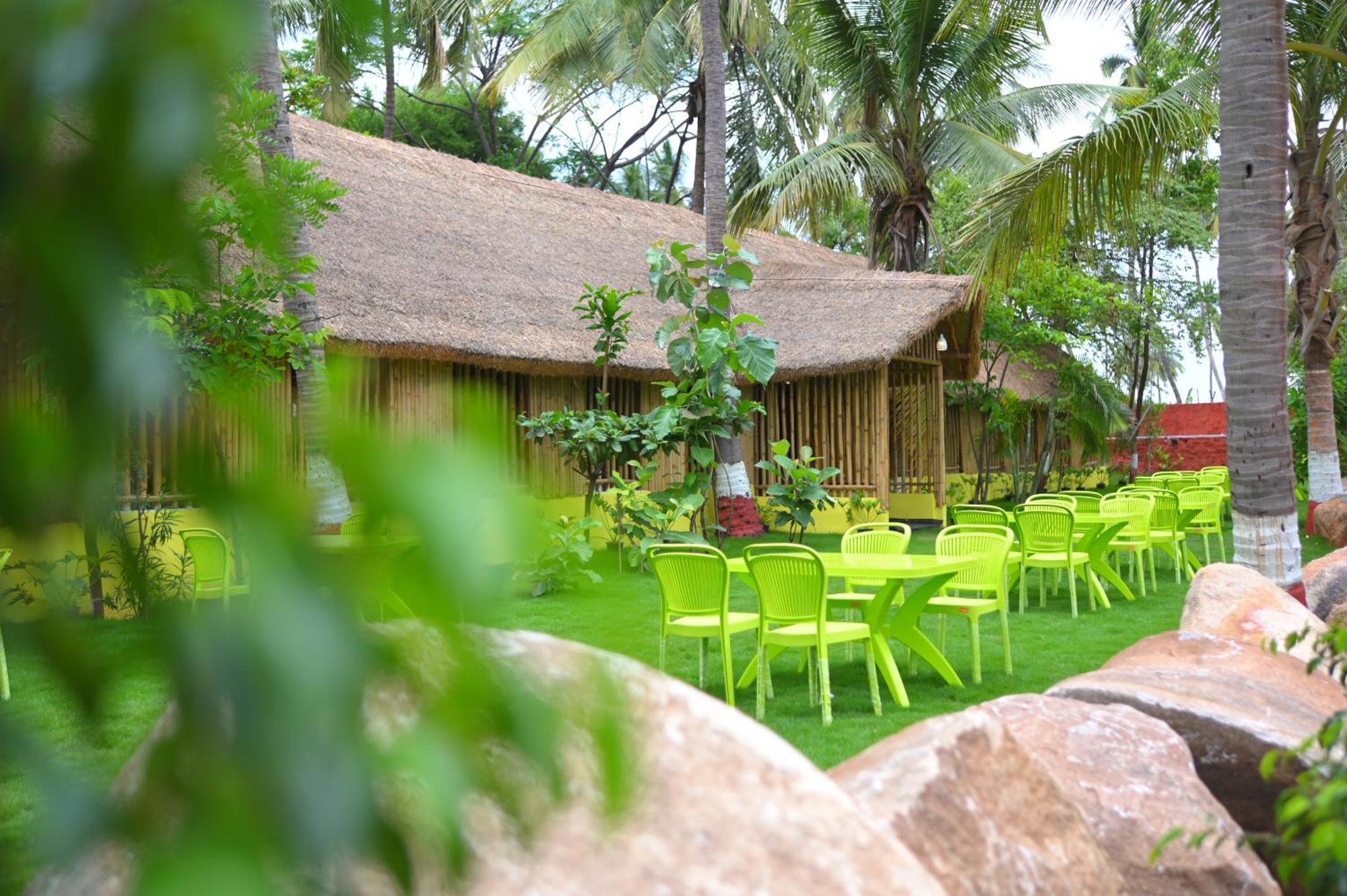 Hotel Tamarind Tree Way Side Amenities à Hospet Extérieur photo