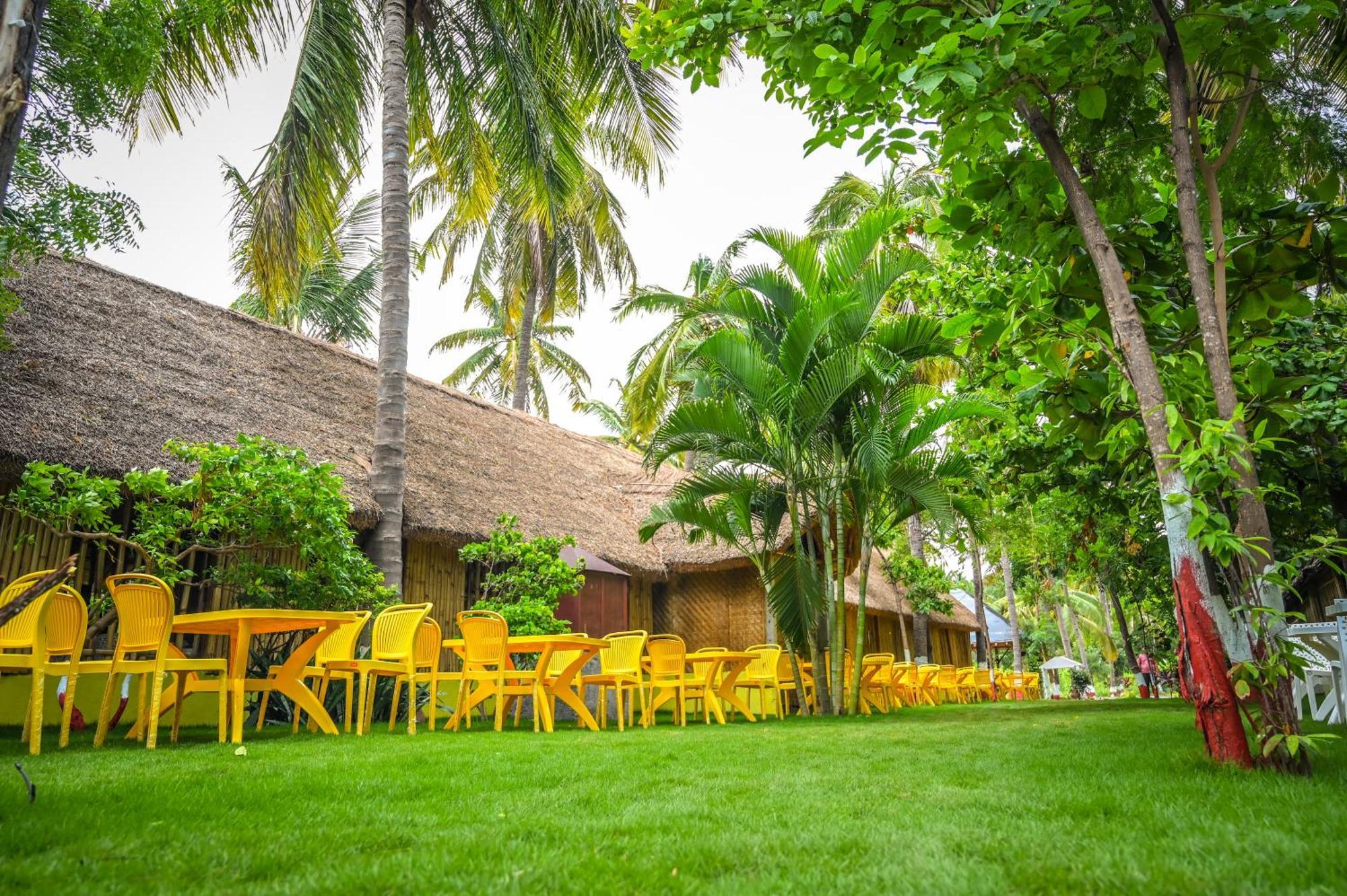 Hotel Tamarind Tree Way Side Amenities à Hospet Extérieur photo